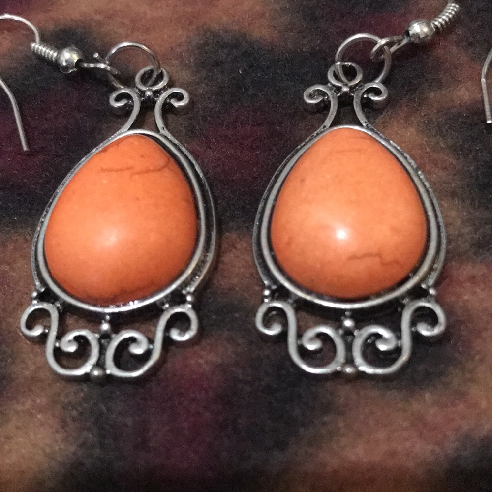 Vintage Assorted Earring Bundle - image 3